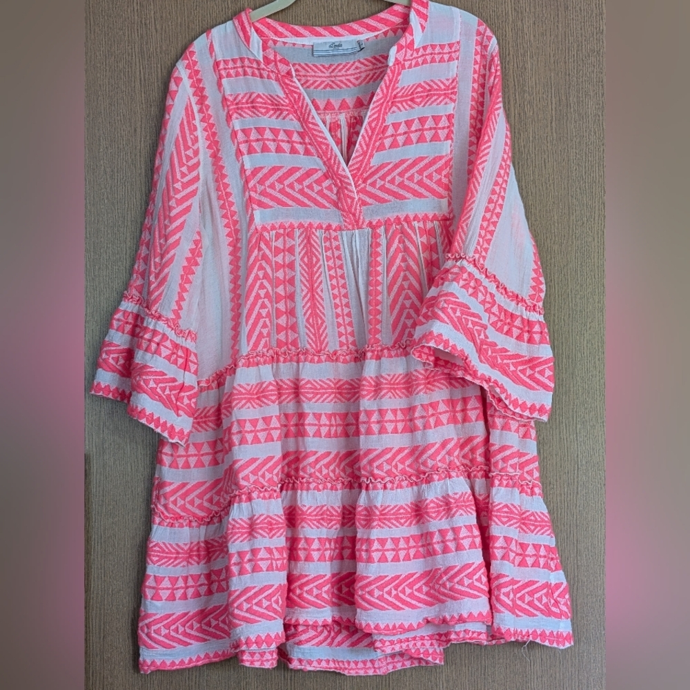 Devotion TWINS Pink and White Mini Dress - Picture 4 of 5